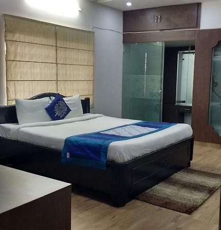 Hitech Shilparamam Guest House Хайдарабад Экстерьер фото
