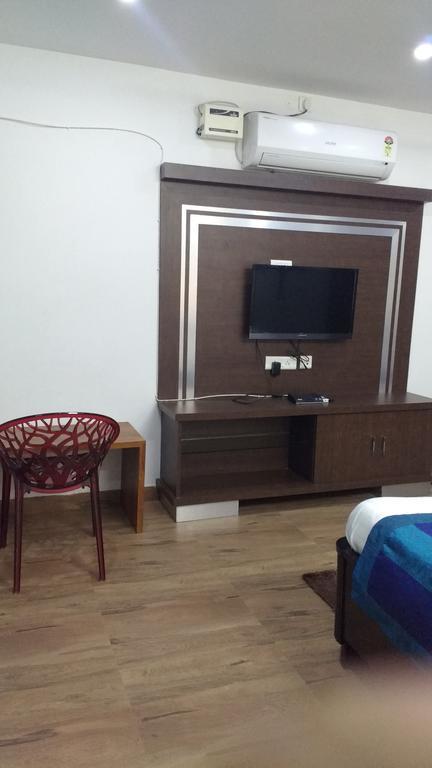 Hitech Shilparamam Guest House Хайдарабад Экстерьер фото