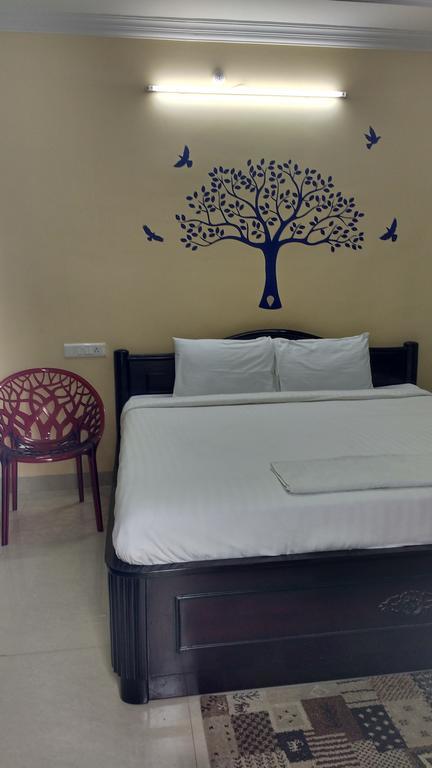 Hitech Shilparamam Guest House Хайдарабад Экстерьер фото