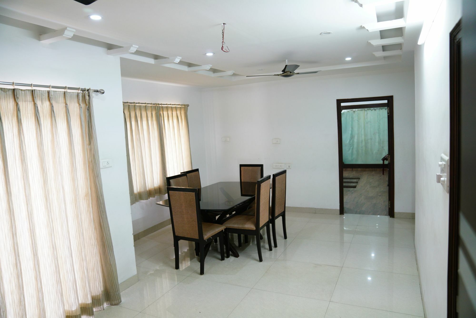 Hitech Shilparamam Guest House Хайдарабад Экстерьер фото
